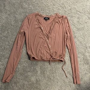 Lulu’s wrap top, mauve